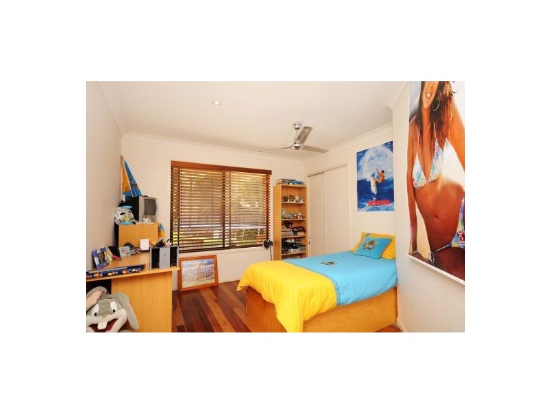 24 Shoalwater Court, Burleigh Waters QLD 4220