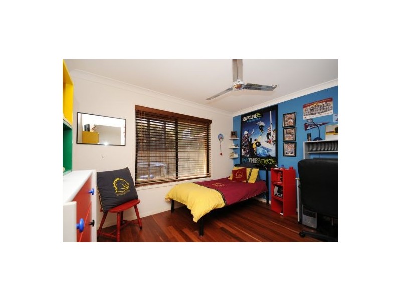 24 Shoalwater Court, Burleigh Waters QLD 4220