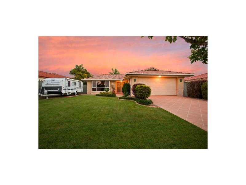 34 Islander Court, Burleigh Waters QLD 4220