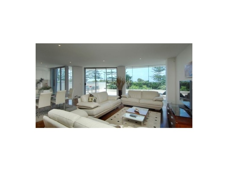 1/112 The Esplanade, Burleigh Heads QLD 4220