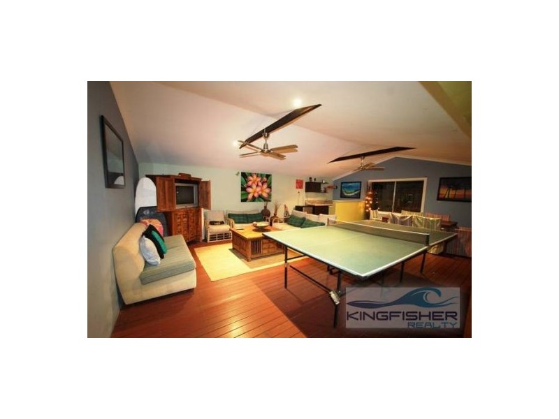 24 Lemana Lane, Burleigh Heads QLD 4220