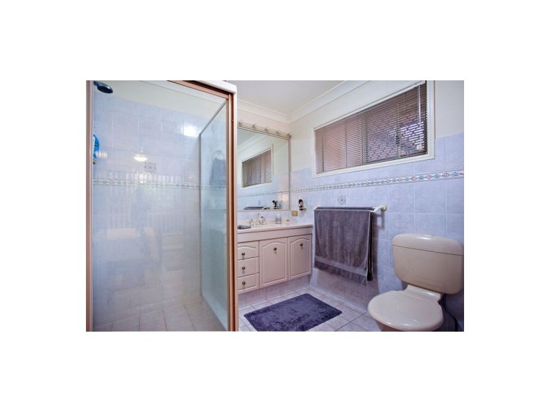 34 Islander Court, Burleigh Waters QLD 4220