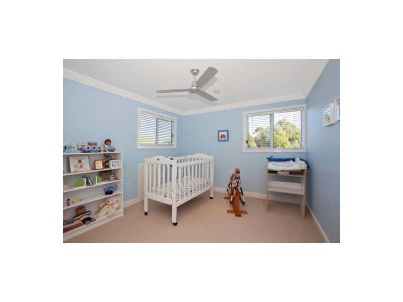 111 Dunlin Drive, Burleigh Waters QLD 4220