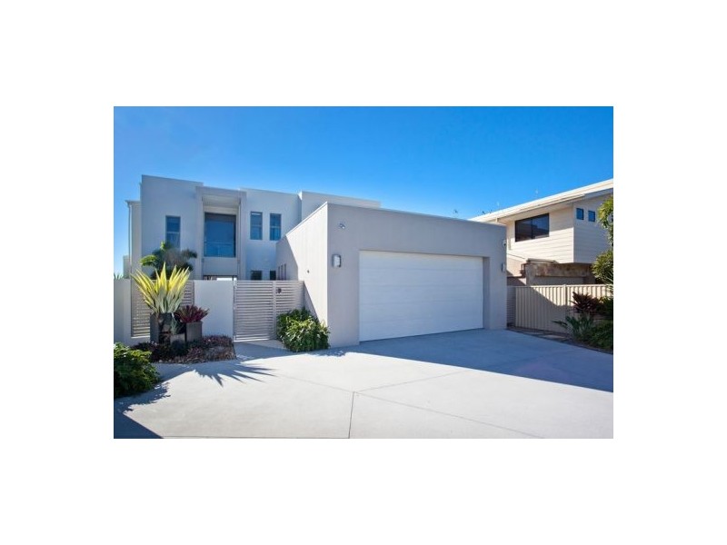 1 Washington Court, Varsity Lakes QLD 4227