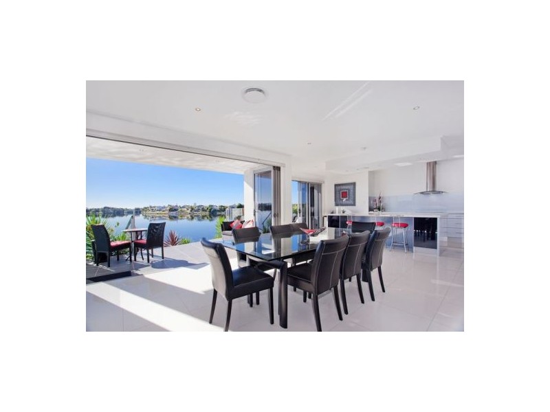 1 Washington Court, Varsity Lakes QLD 4227