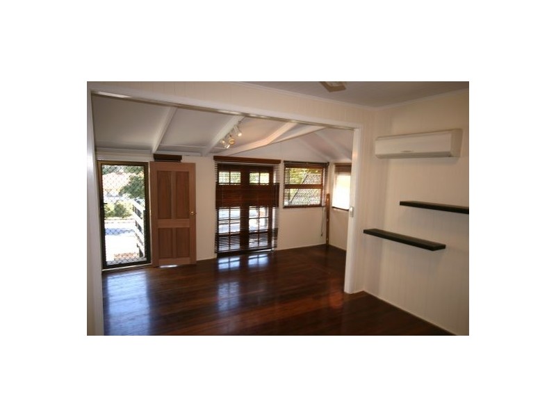 19 Hayle Street, Burleigh Heads QLD 4220