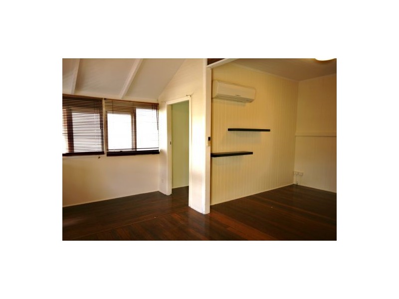 19 Hayle Street, Burleigh Heads QLD 4220