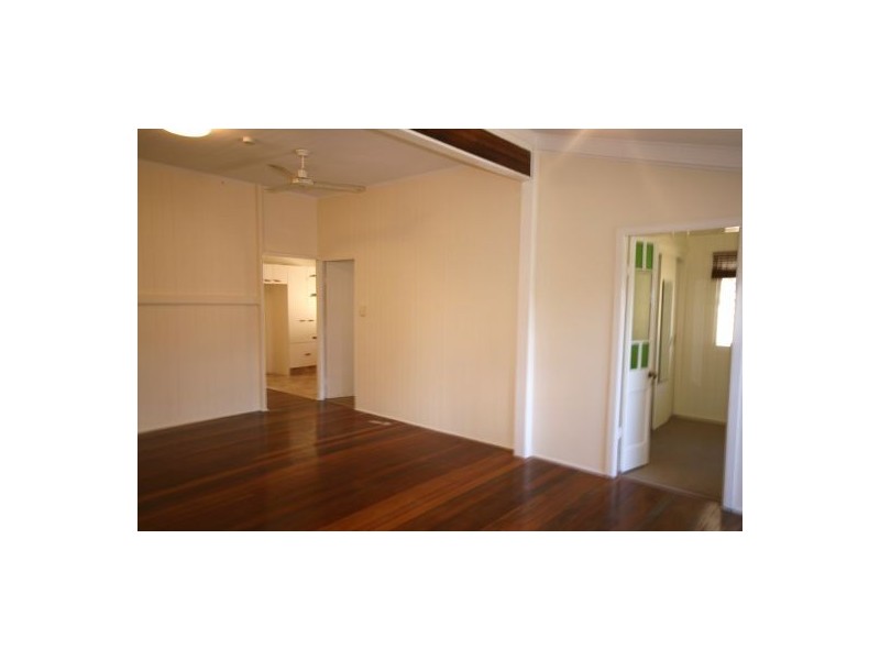 19 Hayle Street, Burleigh Heads QLD 4220