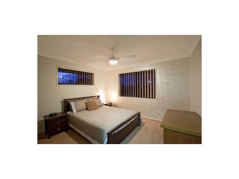 4 Dotterel Drive, Burleigh Waters QLD 4220