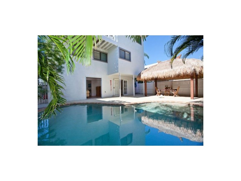 2/52  Albatross, Mermaid Beach QLD 4218