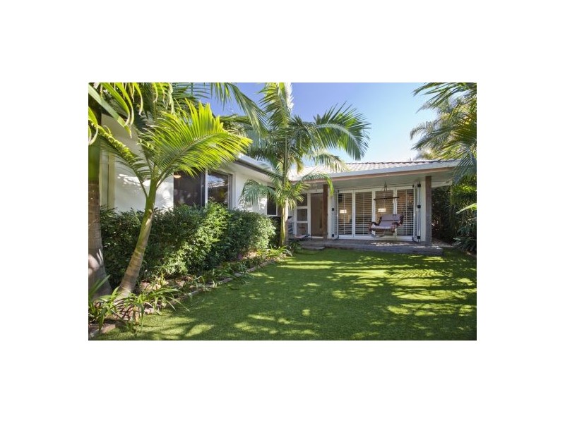9 Sandpiper Drive, Burleigh Heads QLD 4220