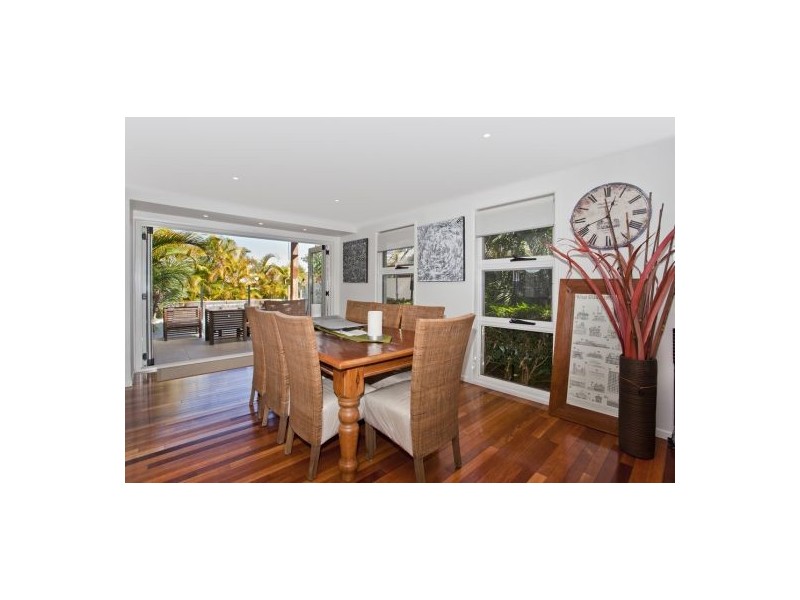 9 Sandpiper Drive, Burleigh Heads QLD 4220