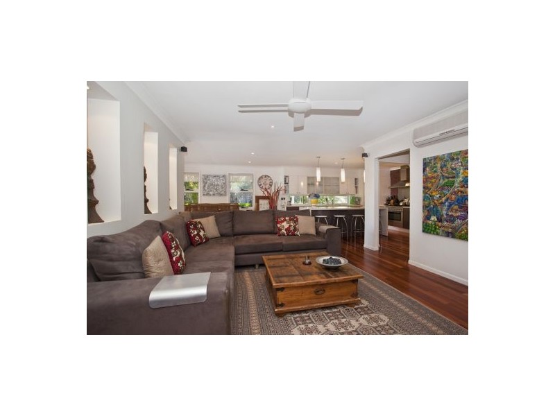 9 Sandpiper Drive, Burleigh Heads QLD 4220