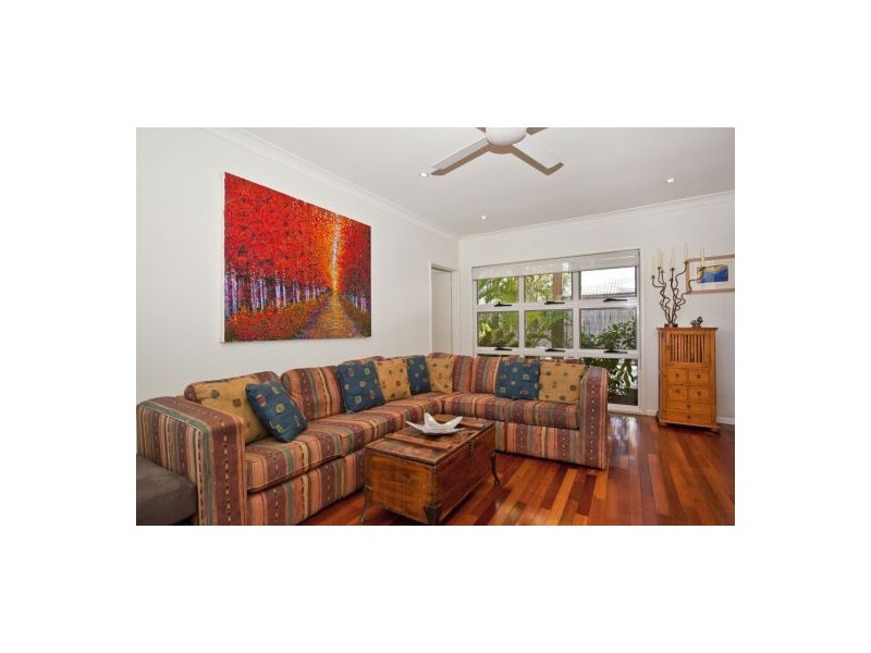 9 Sandpiper Drive, Burleigh Heads QLD 4220