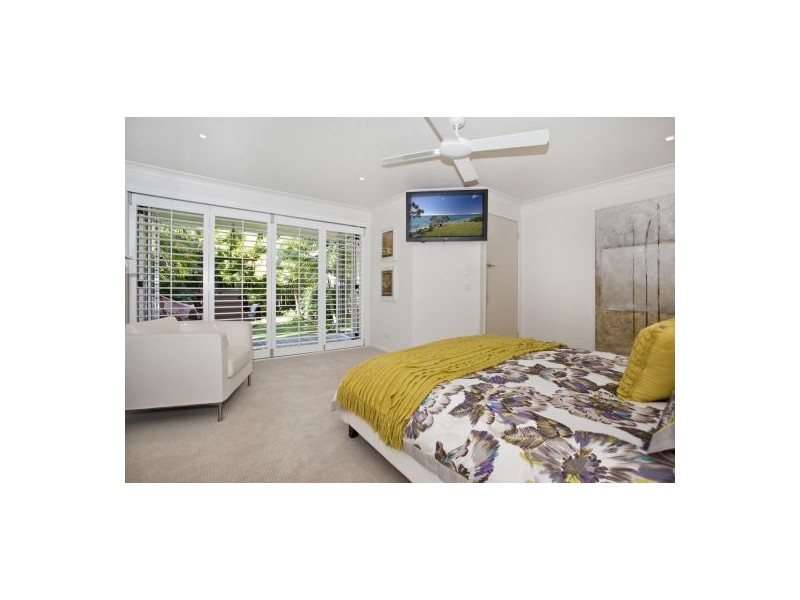 9 Sandpiper Drive, Burleigh Heads QLD 4220