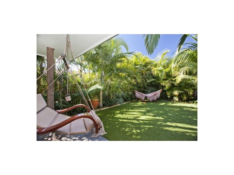 9 Sandpiper Drive, Burleigh Heads QLD 4220