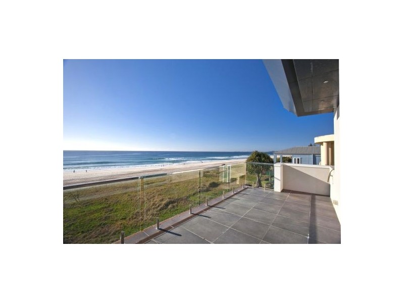 223 Hedges Avenue, Mermaid Beach QLD 4218