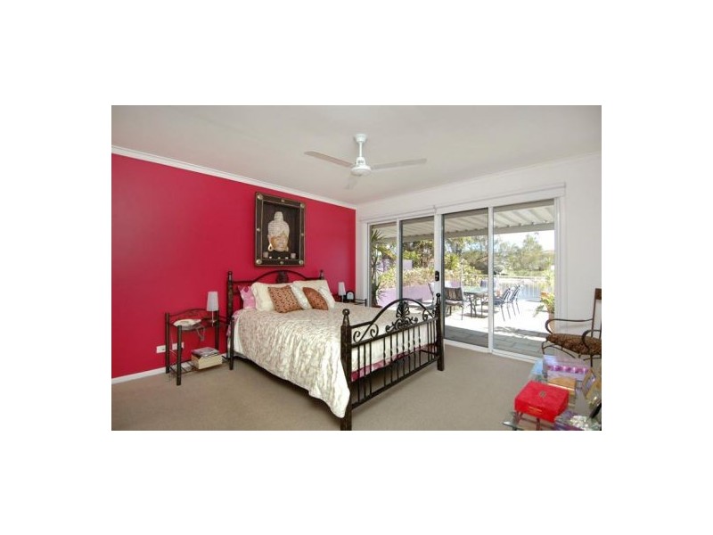 64 Jabiru Avenue, Burleigh Waters QLD 4220