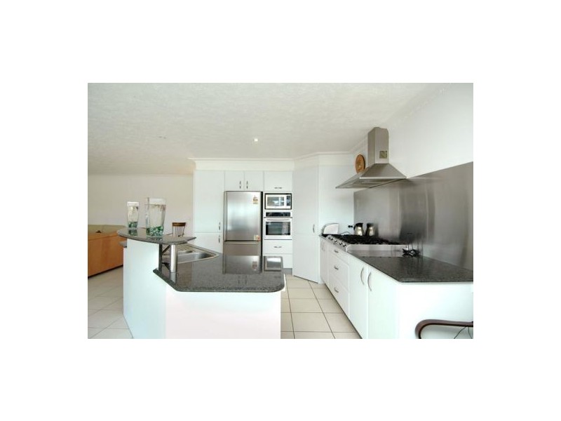 64 Jabiru Avenue, Burleigh Waters QLD 4220