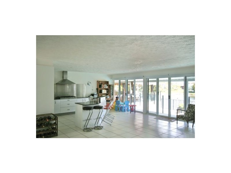 64 Jabiru Avenue, Burleigh Waters QLD 4220