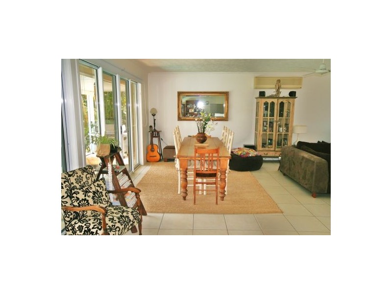 64 Jabiru Avenue, Burleigh Waters QLD 4220