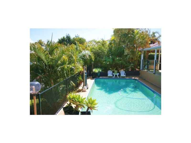 64 Jabiru Avenue, Burleigh Waters QLD 4220