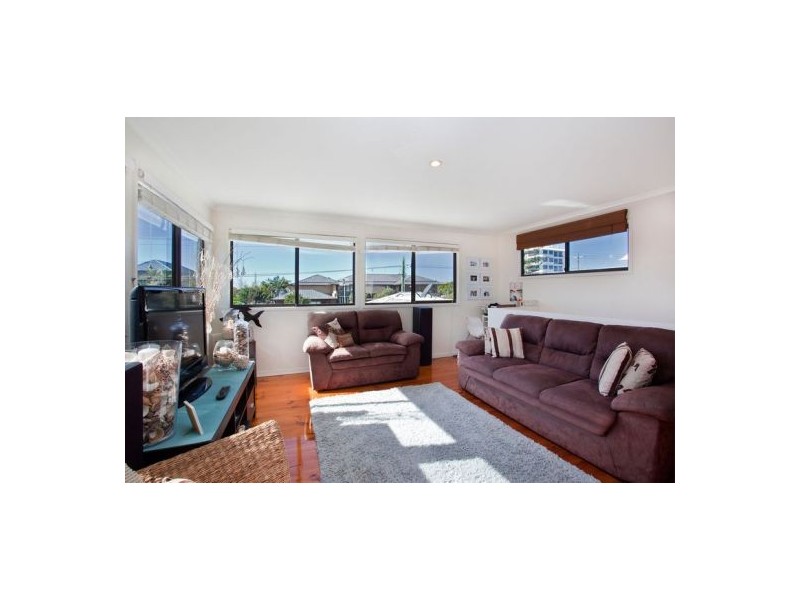 2/52 Albatross Avenue, Mermaid Beach QLD 4218