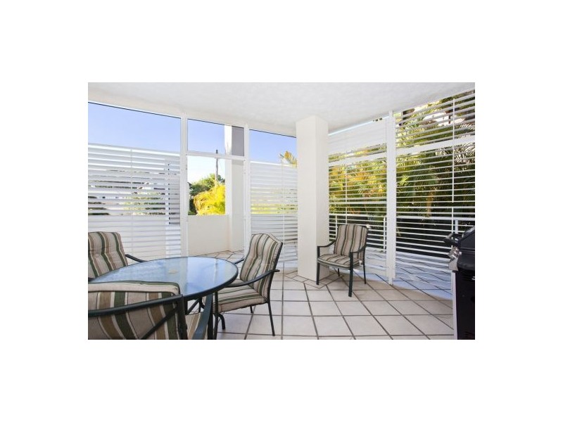 2/22 Burleigh Street, Burleigh Heads QLD 4220