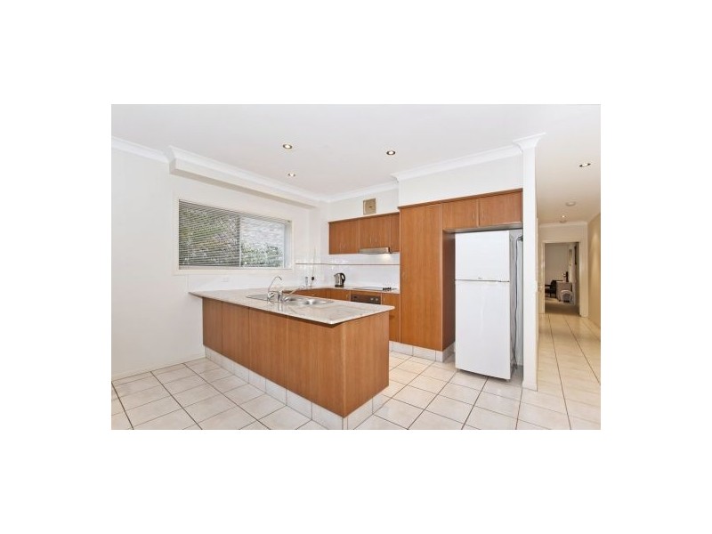 2/22 Burleigh Street, Burleigh Heads QLD 4220