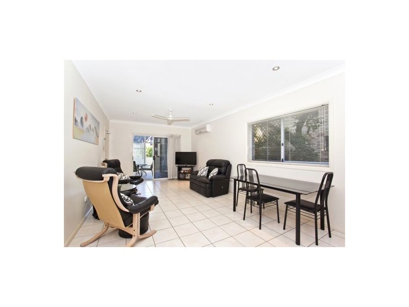 2/22 Burleigh Street, Burleigh Heads QLD 4220