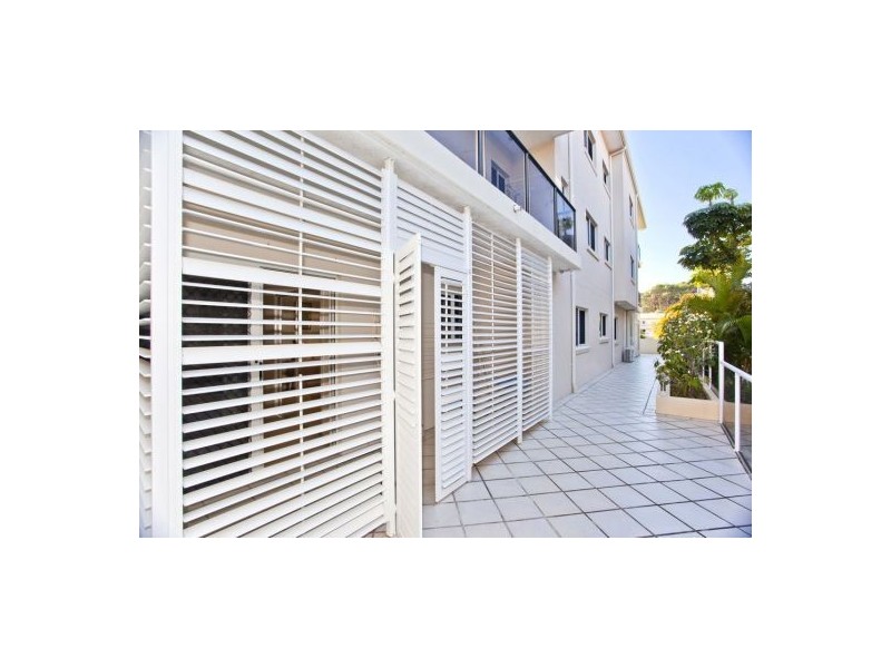 2/22 Burleigh Street, Burleigh Heads QLD 4220