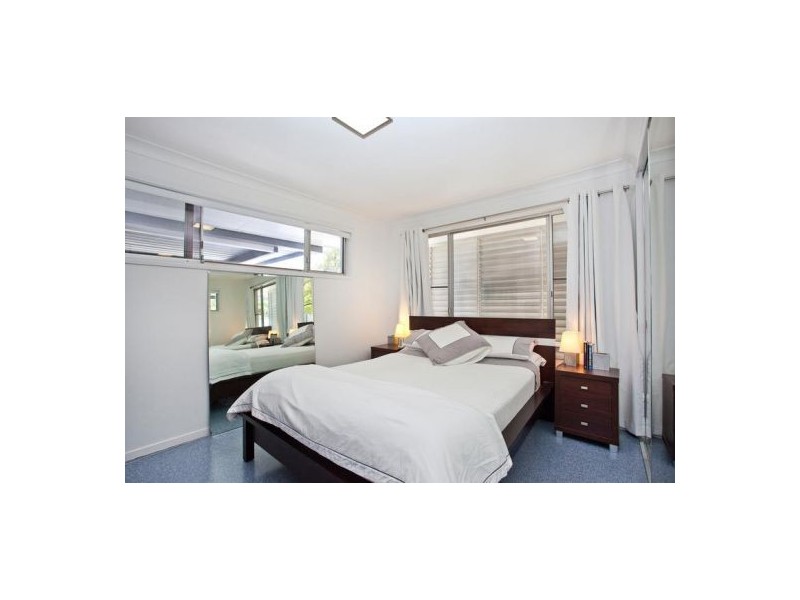 14 Warrina Crescent, Burleigh Waters QLD 4220