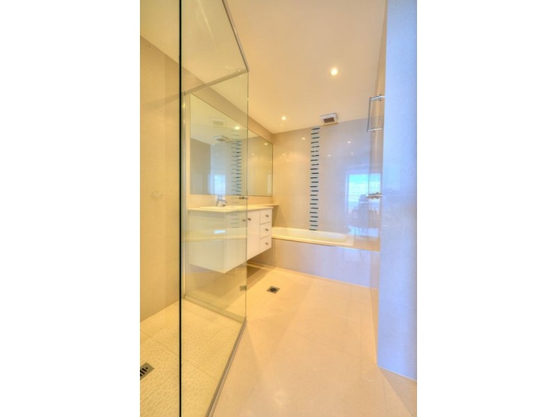 14 / 125 Albatross Avenue, Mermaid Beach QLD 4218