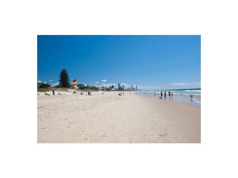 14 / 125 Albatross Avenue, Mermaid Beach QLD 4218