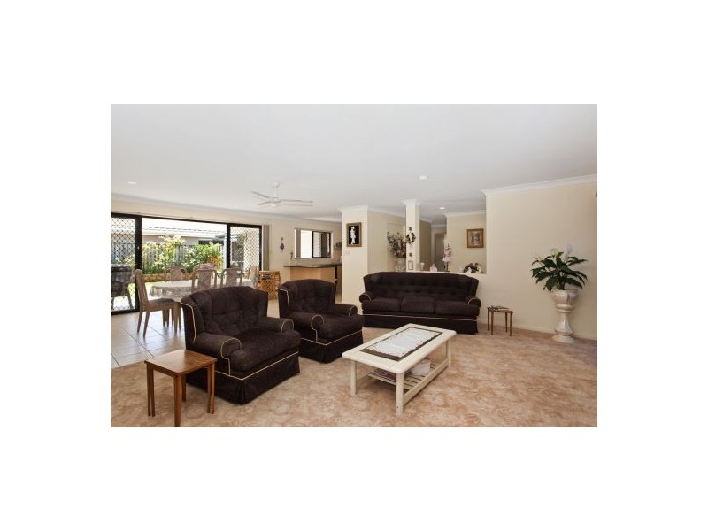 24 Seville Circuit, Burleigh Waters QLD 4220