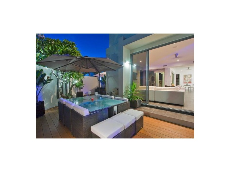 23 Messines Crescent, Miami QLD 4220