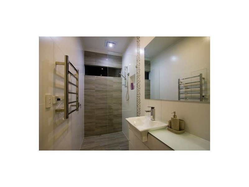 23 Messines Crescent, Miami QLD 4220