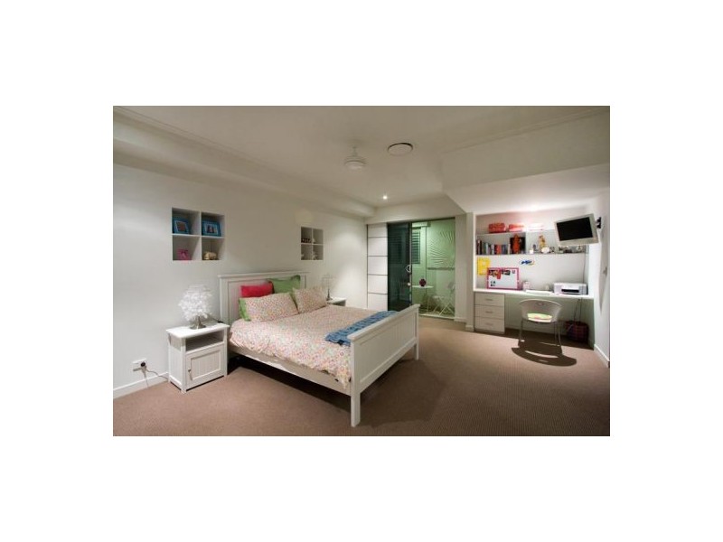 23 Messines Crescent, Miami QLD 4220