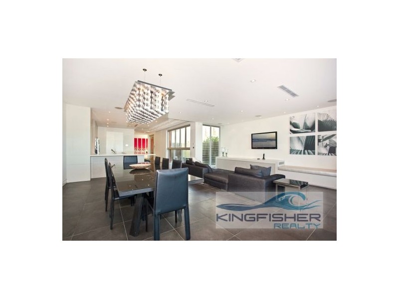 223 Hedges Avenue, Mermaid Beach QLD 4218