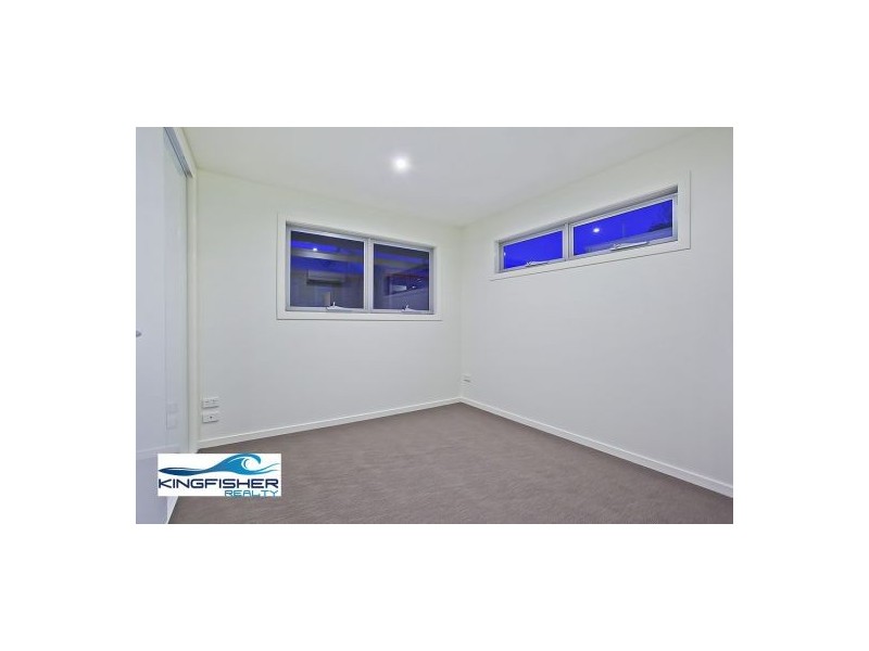 8 Stephens Street, Burleigh Heads QLD 4220