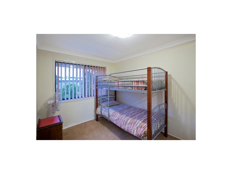 4 Dotterel Drive, Burleigh Waters QLD 4220