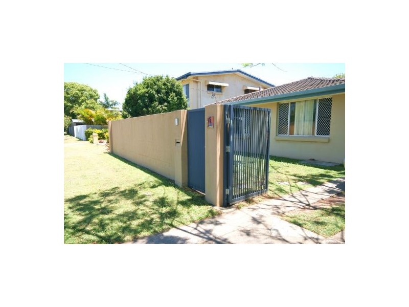 5 Warrina Crescent, Burleigh Waters QLD 4220
