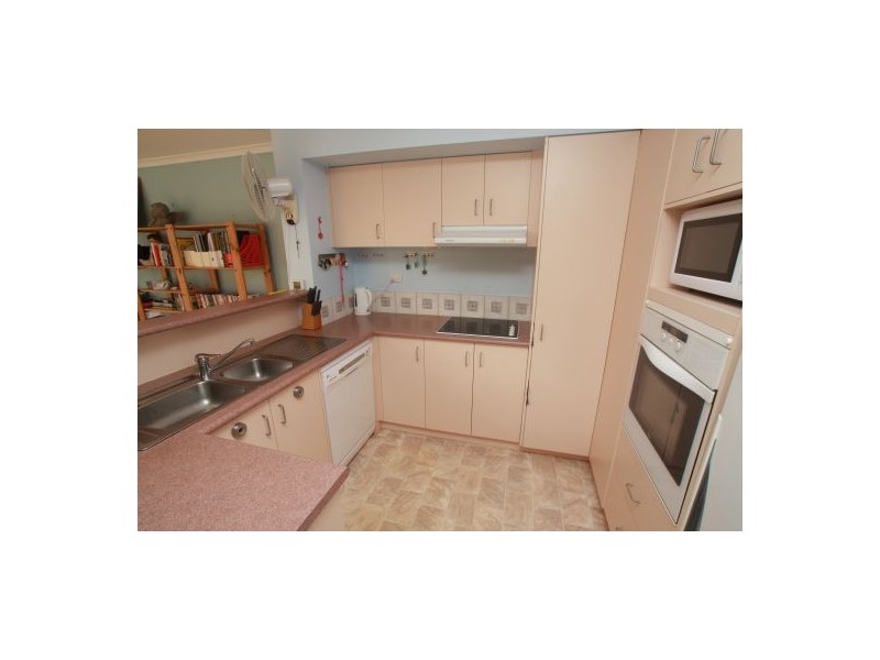 16/18 Tallebudgera Creek Road, Burleigh Heads QLD 4220