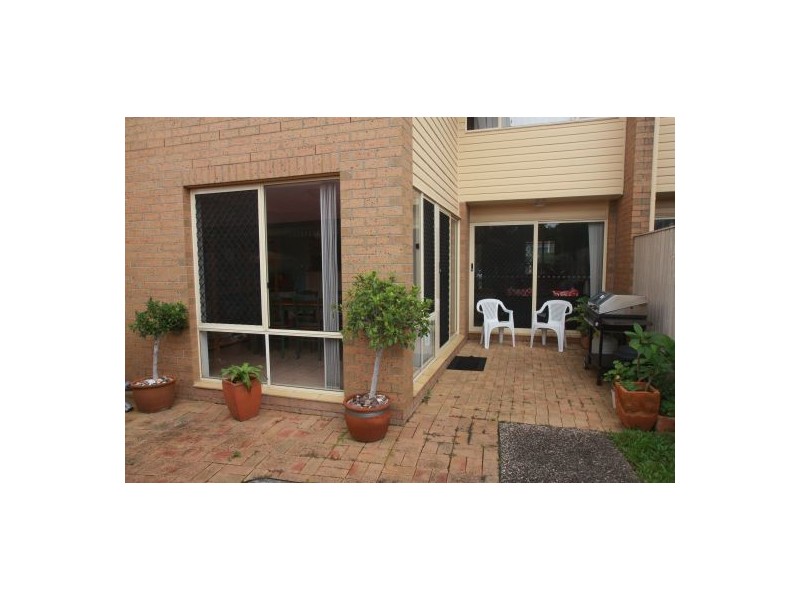 16/18 Tallebudgera Creek Road, Burleigh Heads QLD 4220