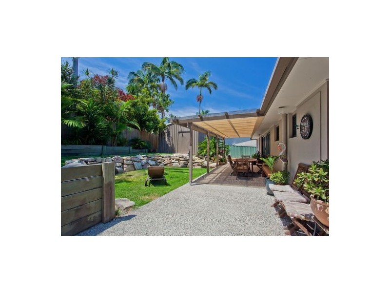 92 West Burleigh Road, Burleigh Heads QLD 4220