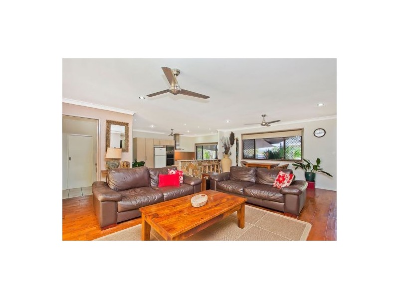 92 West Burleigh Road, Burleigh Heads QLD 4220