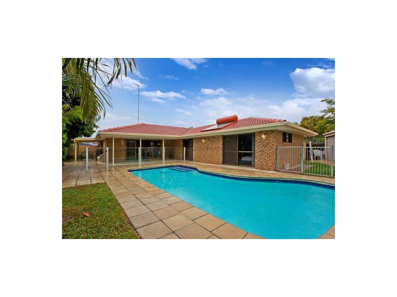 124 Burleigh Street, Burleigh Waters QLD 4220