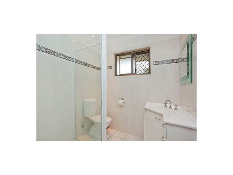 124 Burleigh Street, Burleigh Waters QLD 4220