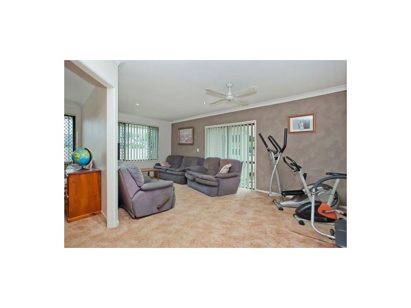 124 Burleigh Street, Burleigh Waters QLD 4220