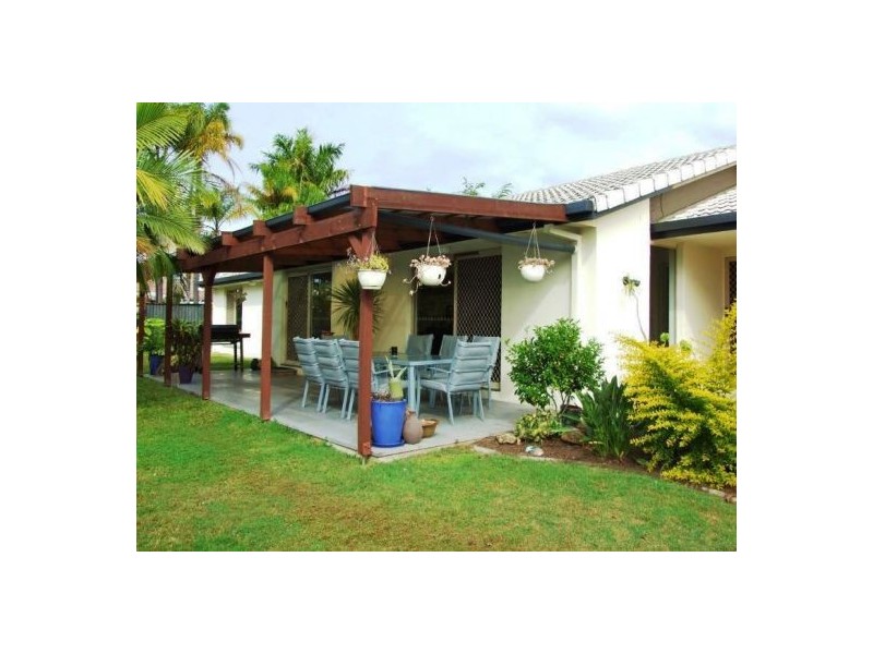 184 Christine Avenue, Burleigh Waters QLD 4220